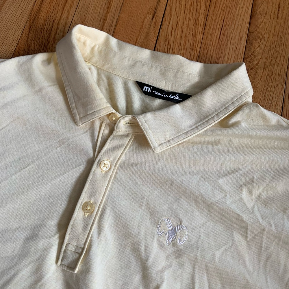 Travis Mathew Pale Yellow Embroidered Short Sleeve Men’s size 3XL‎ polo